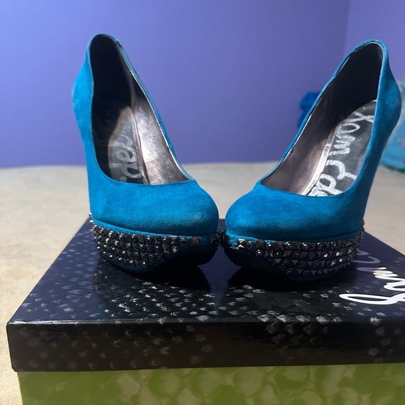 Teal suede high heels be - Picture 2 of 6